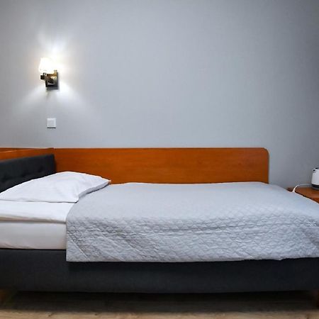 Bed and Breakfast Fotex Зомбки Экстерьер фото