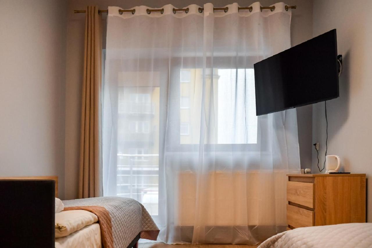 Bed and Breakfast Fotex Зомбки Экстерьер фото