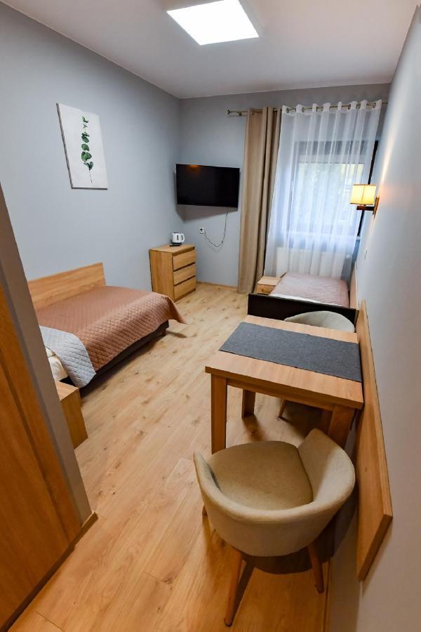 Bed and Breakfast Fotex Зомбки Экстерьер фото
