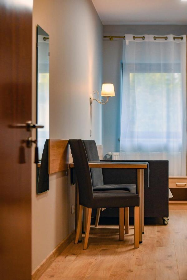 Bed and Breakfast Fotex Зомбки Экстерьер фото