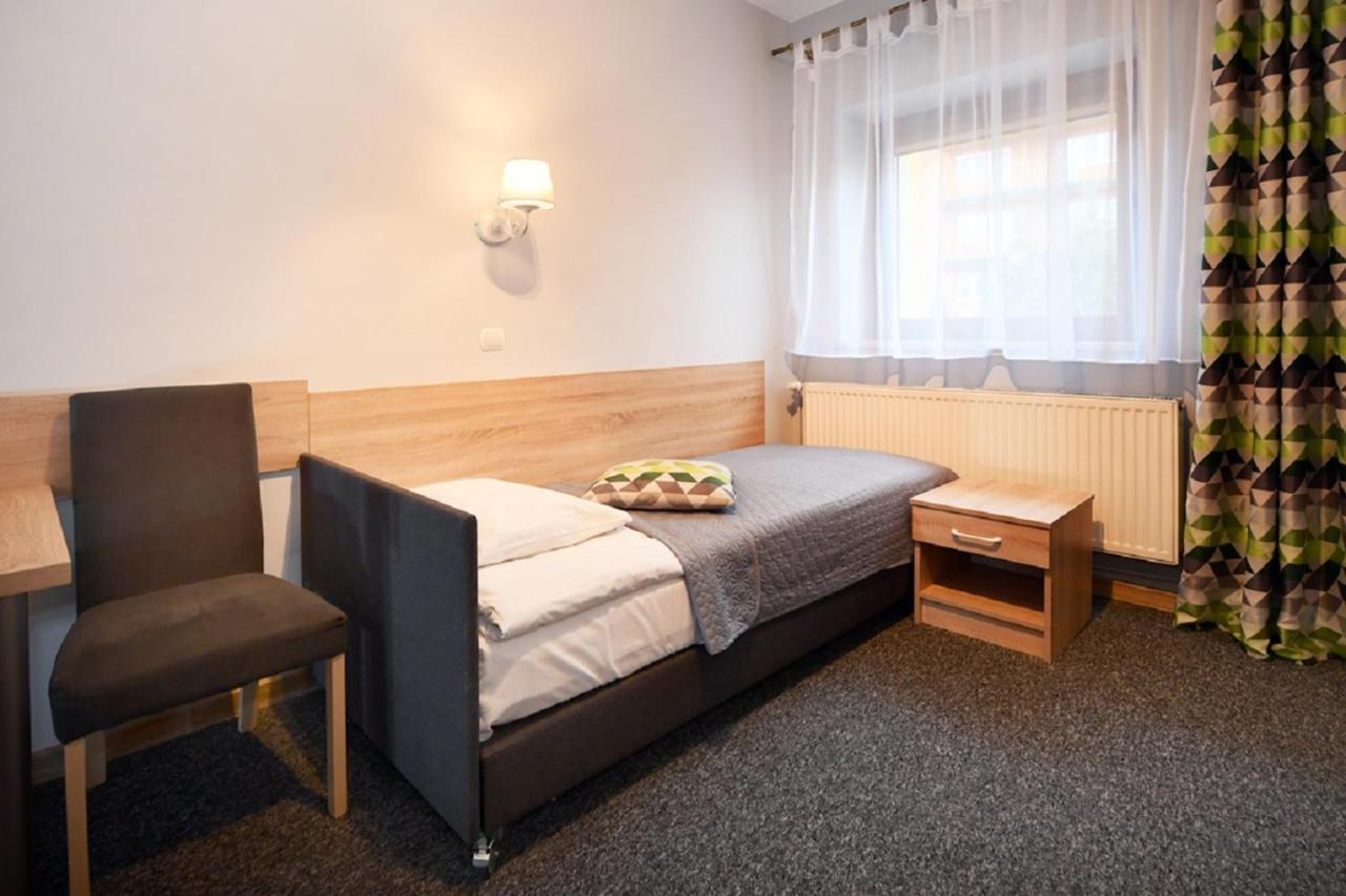 Bed and Breakfast Fotex Зомбки Экстерьер фото